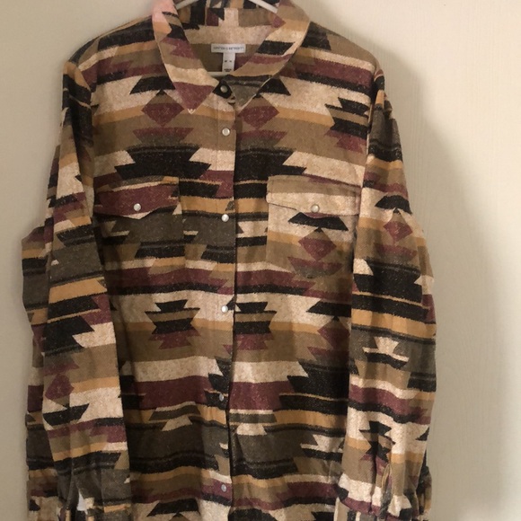 canon retreats Tops - Canyon retreat fall Aztec Geometric Patterned Button-Up shacket flannel Shirt